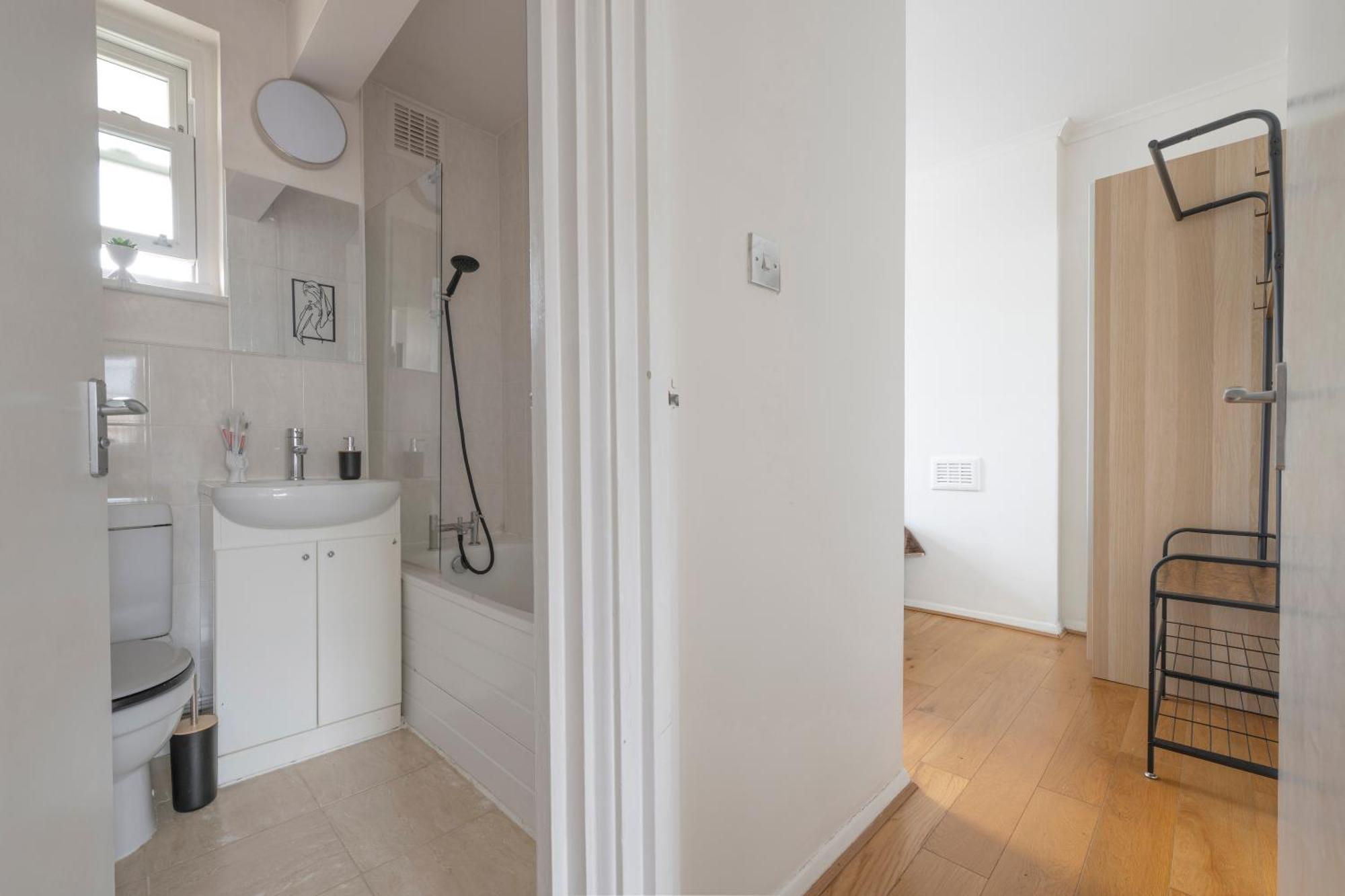 Comfy 1-bed Flat Near Kensington Appartamento Londra