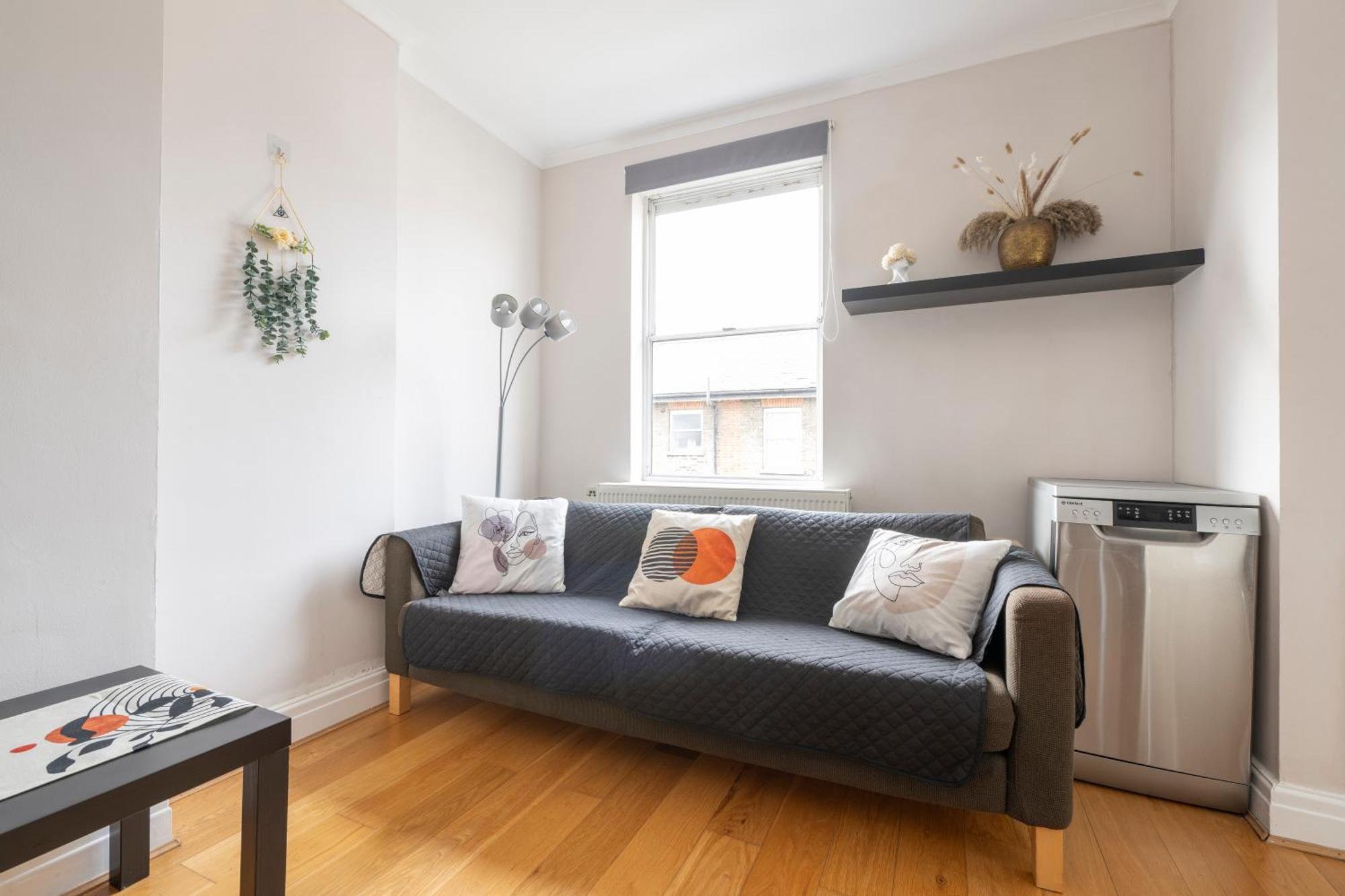 Comfy 1-bed Flat Near Kensington Londra